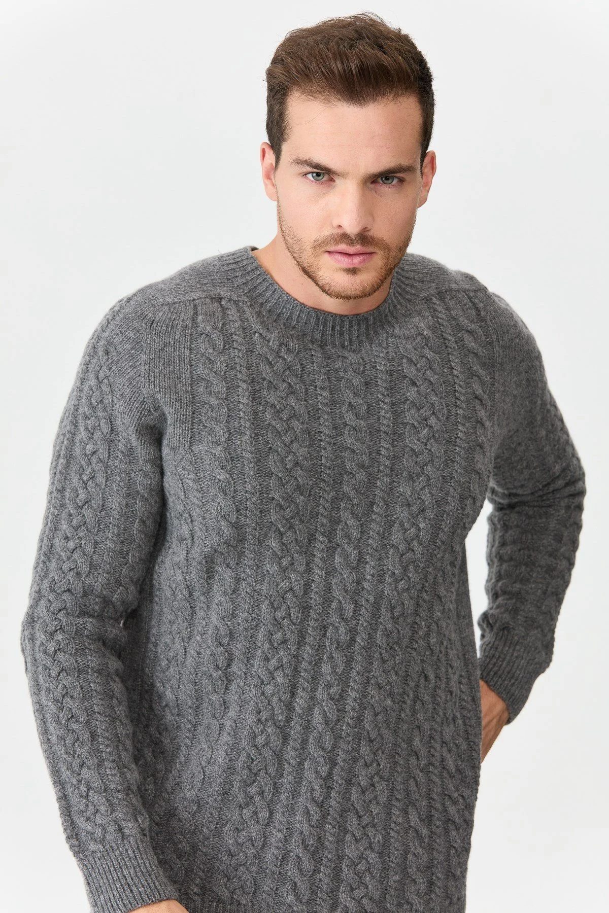 Sıfır Yaka Saç Örgülü Yün Kazak Füme